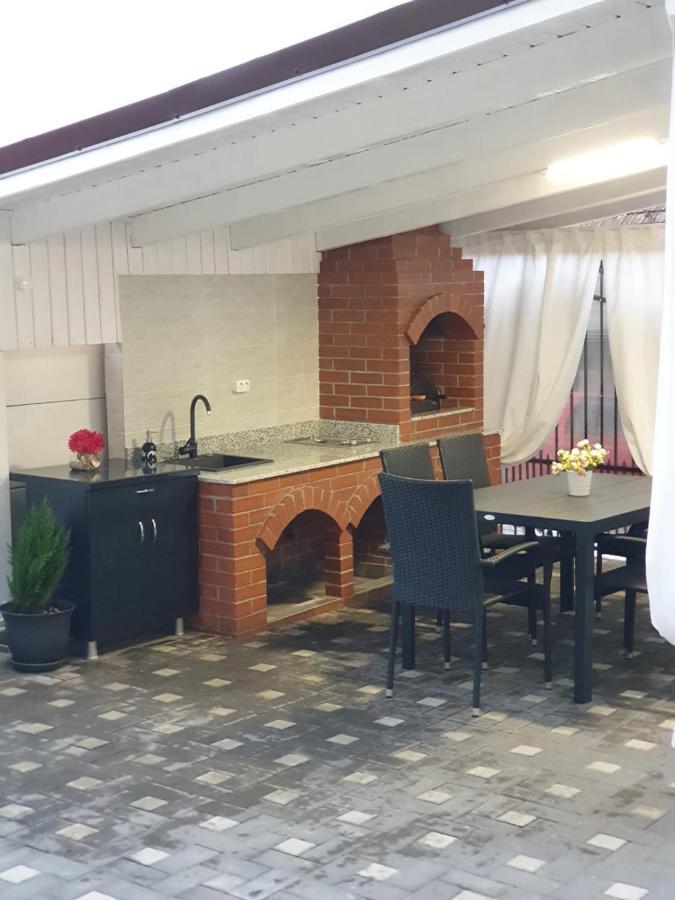 Appartement Casa Luisa à Călimăneşti Extérieur photo